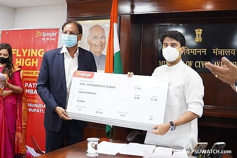 Jyotiraditya Scindia flags off direct flight on Vishakhapatnam – Mumbai route