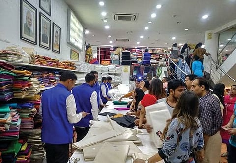 Khadi’s flagship CP Outlet records sale of Rs 1.02 crore on Gandhi Jayanti