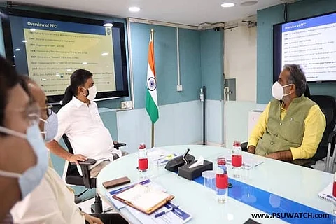 RK Singh urges REC, PFC to find cheap funds, increase funding to RE sector
