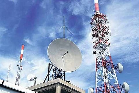 Govt slashes bank guarantee requirement for telecom companies by 80%