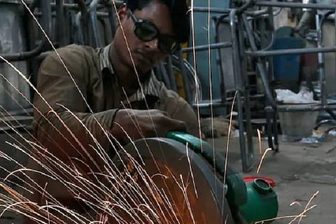Core sector output contracts to six-month low of 4.5 pc in Jul