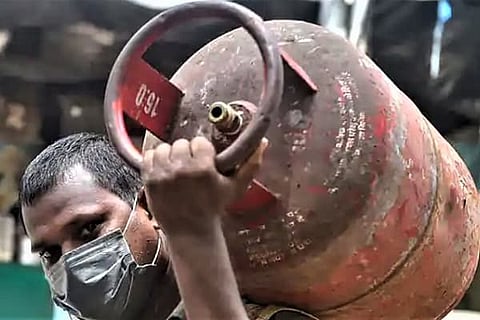 Steep Hike: 'Smokeless' LPG bringing tears to eyes as prices rise 30 pc in one year (File)
