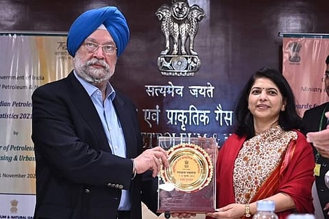 EIL conferred with 'Swachhta Award' by Petroleum Ministry