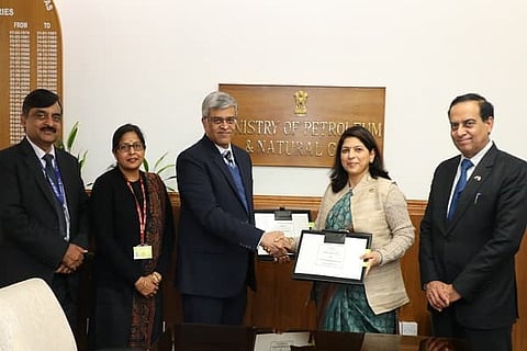 EIL signs MoU with Petroleum Ministry for FY 2022-23