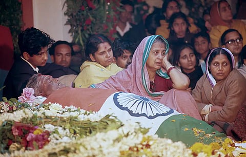 लाल बहादुर शास्त्री’ तिब्बत की निर्वासित सरकार को मान्यता देने वाले थे। दलाई लामा की जीवनी से बड़ा खुलासा