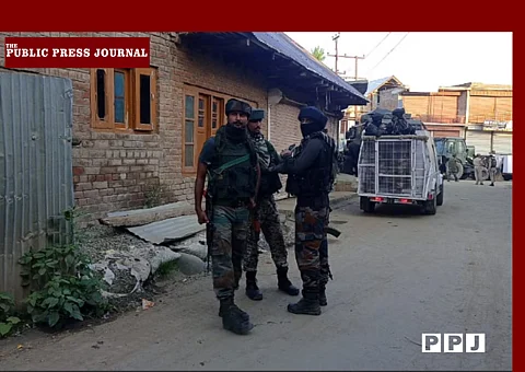 जम्मू-कश्मीर के शोपियां में आतंकियों ने कश्मीरी पंडित की गोली मारकर हत्या