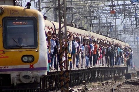 Now track local trains from Smartphones! Indian Railways brings good news for Mumbaikars