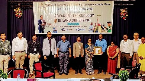 पुणे औंध येथे राष्ट्रीय सर्वेक्षण दिनानिमित्ताने प्रदर्शन व चर्चासत्र संपन्न.