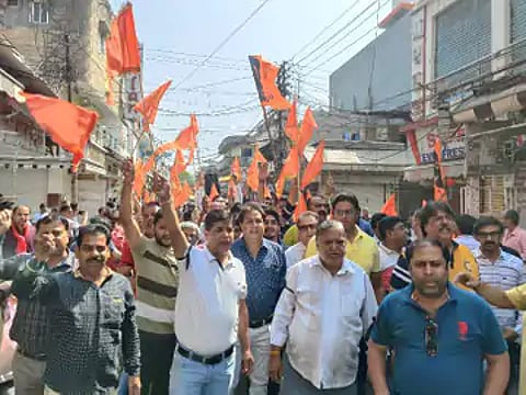इंदौर:बेलश्वर मंदिर को पुनः स्थापित करने की उठी मांग: मुख्यमंत्री ने सुरक्षित और मजबूत मंदिर बनाने का दिया आश्वासन