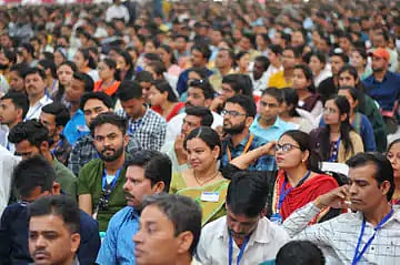भोपाल में सीएम हाउस में दिए नियुक्ति पत्र; प्रधानमंत्री मोदी ने नवनियुक्त शिक्षकों को किया संबोधित
