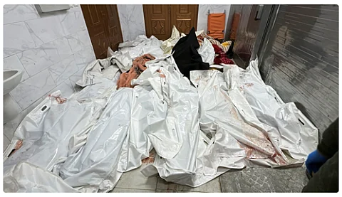 In a significant escalation of violence, Israeli airstrikes have targeted multiple locations across the Gaza Strip, resulting in over 320 Palestinian deaths, according to Palestinian health authorities. This development effectively ends a ceasefire that had been in place since January.
The Israeli military stated that the strikes were a response to Hamas's refusal to release additional hostages, following earlier negotiations that saw the release of approximately three dozen Israeli hostages in exchange for nearly 2,000 Palestinian prisoners.
The international community has expressed deep concern over the renewed violence. United Nations Secretary-General António Guterres called for an immediate cessation of hostilities and urged both parties to return to negotiations. Humanitarian organizations have highlighted the severe impact on civilians, noting that hospitals in Gaza are overwhelmed by the influx of casualties.
The collapse of the ceasefire has raised fears of a broader conflict, with both sides exchanging blame for the escalation. Israeli Prime Minister Benjamin Netanyahu has vowed to intensify military operations until all hostages are released, while Hamas has accused Israel of unprovoked aggression that endangers the lives of captives.
As the situation unfolds, the prospects for a renewed ceasefire remain uncertain, with the potential for further casualties on both sides.
