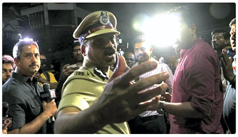 Nagpur witnessed a shocking incident of violence, with an FIR revealing that one of the accused allegedly molested a woman police officer and made obscene gestures during the chaos. The disturbing event unfolded amid ongoing tensions in the city, raising serious concerns over law and order.
According to reports, the accused not only obstructed police operations but also engaged in inappropriate behavior, prompting authorities to take swift legal action. Law enforcement agencies have intensified their investigation, ensuring that strict action is taken against those responsible.
Officials have urged citizens to maintain peace and cooperate with authorities while they work towards restoring order in the region. Further details regarding the case are expected as the investigation progresses.