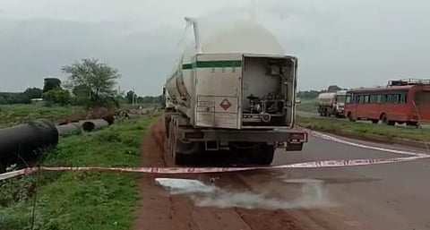 धुळे तालुक्यातील नेर शिवारात गॅस गळती