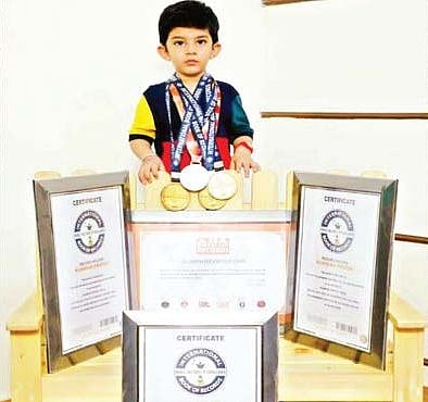 पंजाब : साडेतीन वर्षांच्या बालकाला तीसपर्यंतचे पाढे पाठ!