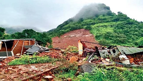 डोंगर घरात येतो तेव्हा…
