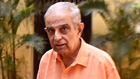 चित्रपट समीक्षक राशिद इराणी यांचे निधन, मृतदेह तीन दिवस घरातच