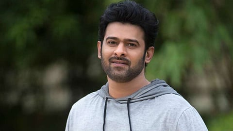 ‘बाहूबली’ प्रभास जेव्हा विना मेकअप फिरतो…