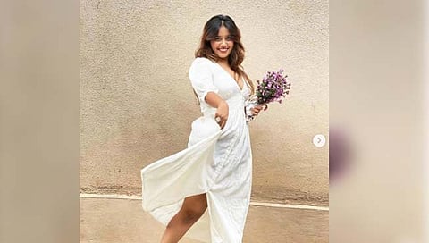 लक्ष्याची मुलगी स्वानंदी दिसतेय हॉट (फोटो व्हायरल)
