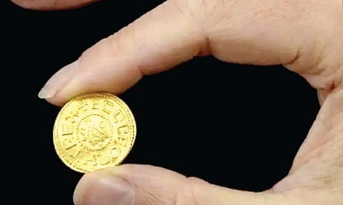 बाराशे वर्षांपूर्वीचं नाणे, त्याला मिळेल दोन कोटींची किंमत?