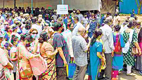 कोरोना लसीचा तिसरा डोस नागरिकांना घेण्याची गरज आहे?