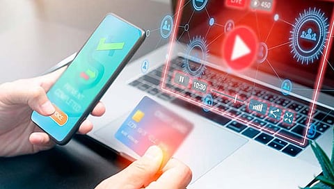 Credit Card Fraud : महिलेची ऑनलाईन फसवणूक! फेडरल बँकेतील बनावट क्रेडिट कार्डद्वारे पावणेनऊ लाखांना गंडा