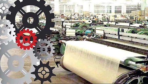 वस्त्रोद्योग संकटात