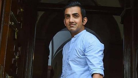 खासदार गौतम गंभीर याच्यावर सोशल मीडियात कौतुकाचा वर्षाव