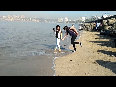 मुंबईत उद्याने चौपाटी, मैदाने झाली खुली; रात्री १० पर्यंत मुभा