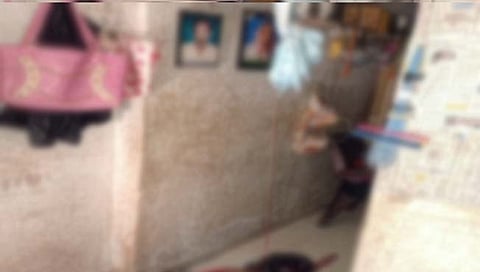 जळगावात महिलेचा गळा चिरून निर्घुण खून