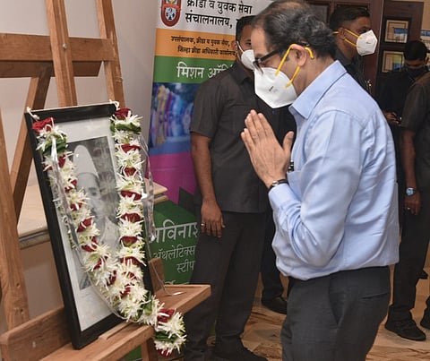 क्रांतीसिंह नाना पाटील यांच्या जयंतीनिमित्त उद्धव ठाकरे यांचे अभिवादन