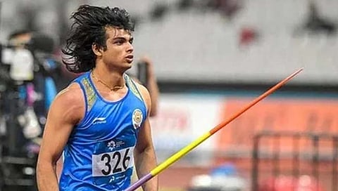 Neeraj Chopra भालाफेकमध्ये पहिल्याच प्रयत्नात यशस्वी, अंतिम फेरीत धडक