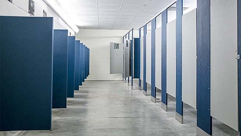 लघवीची ‘ही’ सवय करेल तुमच्या आरोग्यावर परिणाम