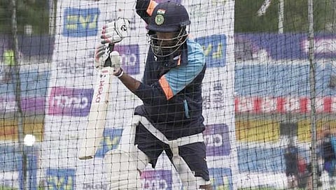 ENGvsIND : आर. अश्विन करतोय डाव्या हाताने फलंदाजी करण्याचा सराव!