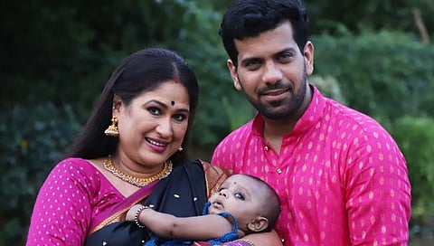 रंग माझा वेगळा