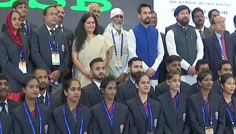 महाराष्ट्रातील दोन विद्यार्थ्यांना राष्ट्रीय सेवा योजना पुरस्कार प्रदान