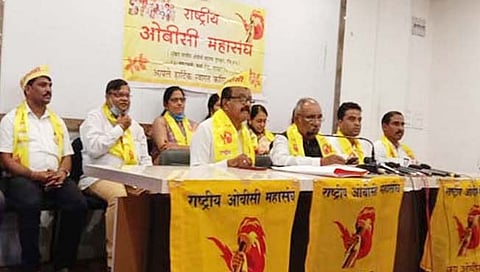 डॉ. बबनराव तायवाडे यांनी दिला मागासवर्ग आयोगाचा राजीनामा