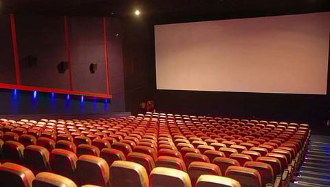 सिनेमागृहे व नाट्यगृहे सुरू करण्यासाठी पितृस्मृती आंदोलन!