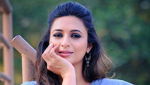 तगड्या स्पर्धकाला टक्कर देणारी दिव्यांका त्रिपाठी कोण आहे?