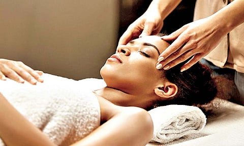 सौंदर्यप्रसाधनांचा अतिवापर गर्भारपणात टाळा