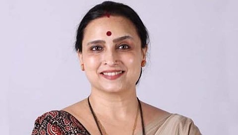 महिला अत्याचाराबाबत शंभूराज देसाई शांत का? चित्रा वाघ यांचा सवाल