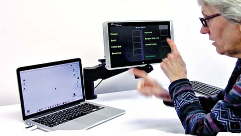 Tech Info : दिव्यांगांच्या पंखांना नव तंत्रज्ञानाचे बळ...