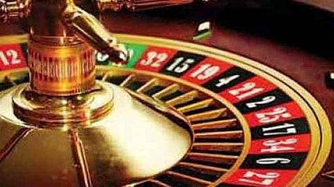 Goa Casinos : गोव्यात आजपासून कॅसिनोंचा झगमगाट, प्रवेशासाठी ही आहे अट