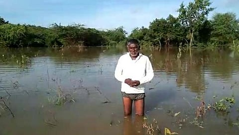 धानोरा काळे शिवारात जोरदार पावसाने पीक गेली पाण्यात