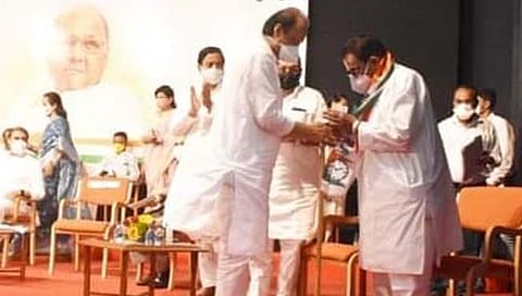 माजी मंत्री हेमंत देशमुख यांची राष्ट्रवादीत घरवापसी!