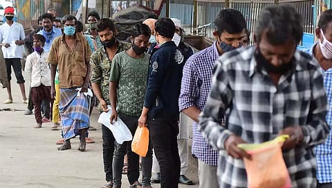 Jobless : कोरोनामुळे ऑगस्ट महिन्यात १५ लाखांहून अधिक नोकऱ्यांवर गदा!