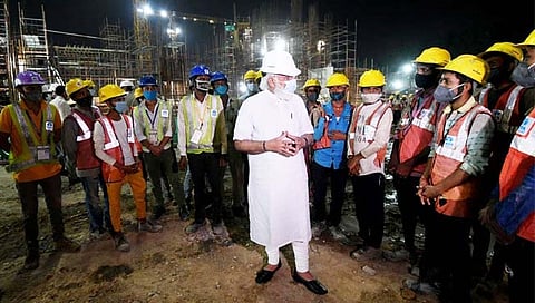 New Parliament बांधकामाच्या ठिकाणी पंतप्रधानांची अचानक भेट