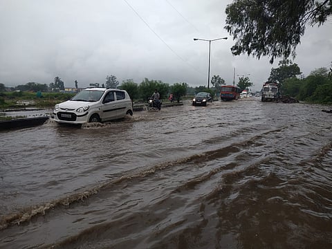 Marathwada flood : मराठवाड्यात पावसाचे थैमान, अनेक गावांचा संपर्क तुटला