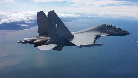 प्रासंगिक : लढाऊ विमानाचे चिलखत