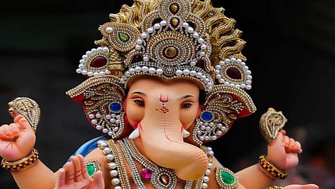 संग्रहित