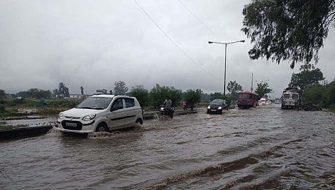Aurangabad rain update : १२ तास दमदार पावसामुळे औरंगाबाद शहर पाण्याखाली